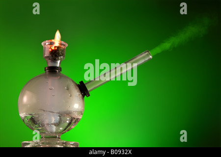 Piccolo bong in vetro Foto Stock