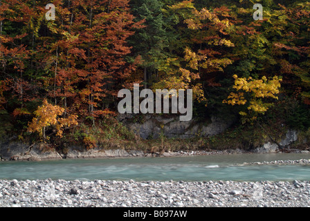 Fiume Rissbach, gamma Karwendel, Tirolo, Austria Foto Stock