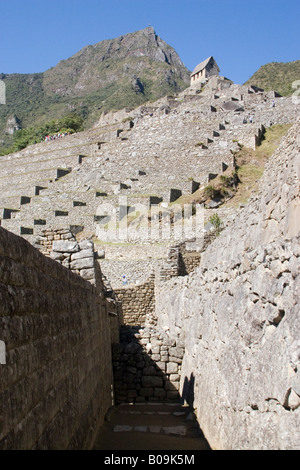 Sud America - Perù. Murature in perso città Inca di Machu Picchu. Foto Stock