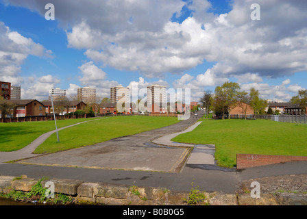 Naylor Street nella zona svantaggiata di Miles Platting in East Manchester, una zona attualmente viene rigenerato. Foto Stock