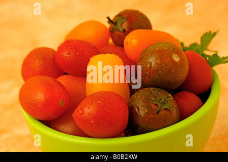 Variato di pomodori ciliegini, anche peardrops. Foto Stock