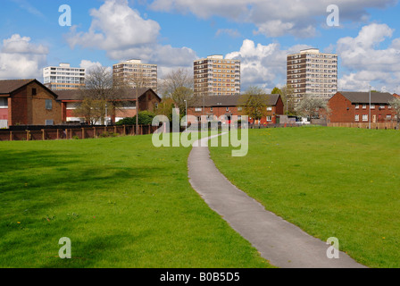 Naylor Street nella zona svantaggiata di Miles Platting in East Manchester, una zona attualmente viene rigenerato. Foto Stock