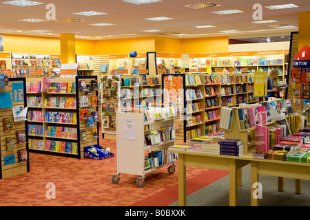 Libro per bambini area in un book shop store Foto Stock