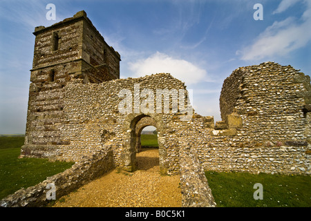 Le rovine della chiesa Knowlton Dorset Foto Stock