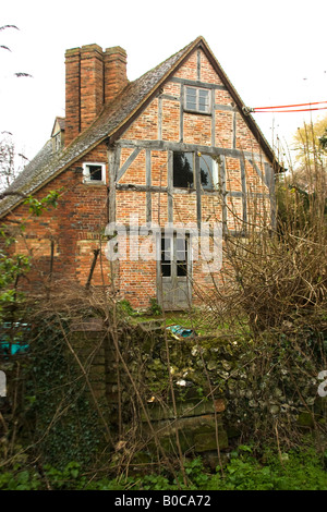 Meadle fattoria nel villaggio di Meadle, una zona di conservazione nel Buckinghamshire con 15 Il Grade ii Listed edifici. Foto Stock