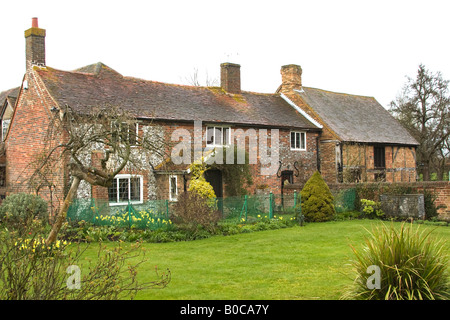 Fattoria di banca nel villaggio di Meadle, una zona di conservazione nel Buckinghamshire con 15 Il Grade ii Listed edifici. Foto Stock