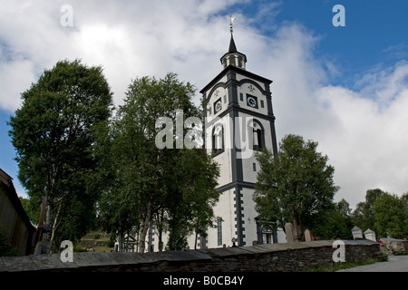 Røros chiesa nel centro della città di Røros, Sør-Trøndelag, Norvegia Foto Stock