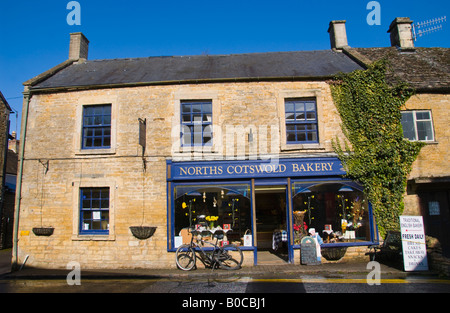 Norths Cotswold panificio a Bourton sull'acqua Cotswolds Gloucestershire England UK UE Foto Stock