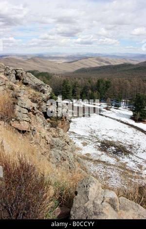 Vista da una montagna vicino monastero Tuvkhen, Mongolia Foto Stock