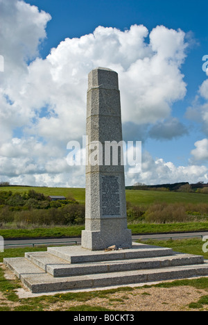 Memoriale sulla spiaggia a Slapton Sands, vicino a Dartmouth, Devon, Inghilterra Foto Stock