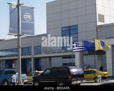 Ingresso aeroporto alla costruzione di Atene in Grecia Foto Stock