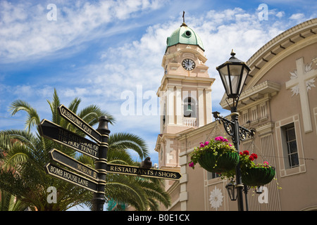 Gibilterra Cattedrale di Santa Maria incoronata nella strada principale Foto Stock