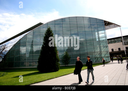 Facoltà di Giurisprudenza presso l'Università di Cambridge, progettato da Norman Foster Foto Stock