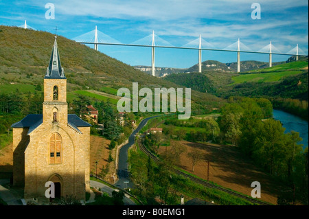 PEYRE, il viadotto di Millau, Aveyron Midi Pirenei, Francia Foto Stock