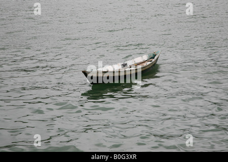 Barca da pesca in Port Blair,Andaman,l'India Foto Stock