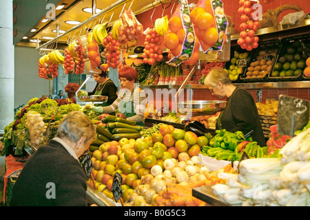 Il mercato della Boqueria Barcellona Catalonia Spagna Foto Stock