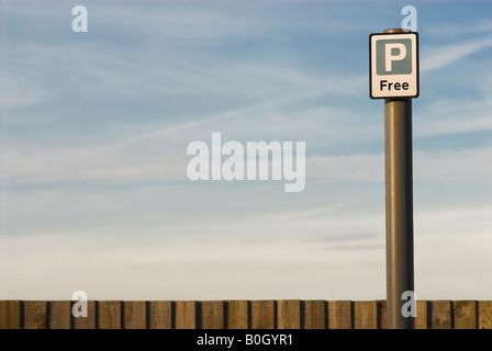 Parcheggio gratuito sign in Londra, Regno Unito Foto Stock