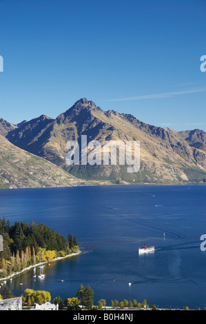 Il TSS Earnslaw Queenstown Bay sul lago Wakatipu e Walter Peak Queenstown Isola del Sud della Nuova Zelanda Foto Stock