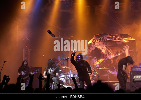 Firewind, greco power metal band in concerto presso la Z7 Konzertfabrik, supporto di agire per Kamelot sul loro tour 2008, voce: Apo Foto Stock