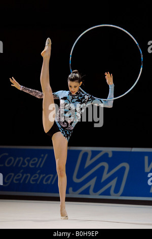 RSG, ginnastica ritmica, ginnasta Vaia BAZALIDOU, Grecia Foto Stock