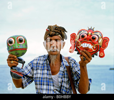 Venditore di maschera, souvenir, Bali, Indonesia Foto Stock