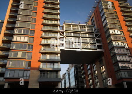 Leftbank Apartments, Spinningfields, sul fiume Irwell, Manchester, Regno Unito Foto Stock