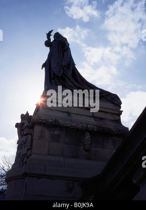 Inghilterra yorkshire BRADFORD town center staue della regina Victoria Foto Stock