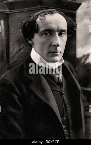 Harry Brodribb Irving (1870-1919), attore inglese, nei primi anni del XX secolo.Artista: Vandyk Foto Stock