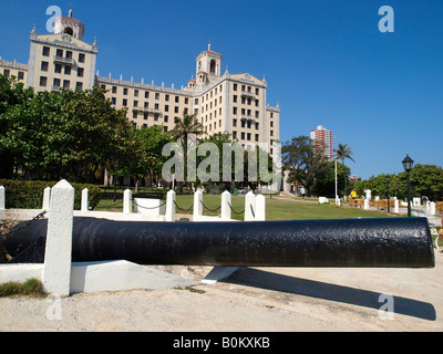 Gun emplacement presso l'Hotel Nacional Havana Cuba Foto Stock