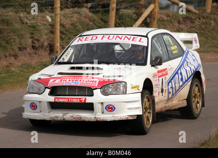 Rally Cars effettuando al Somerset Satges Rally, 2008 Foto Stock