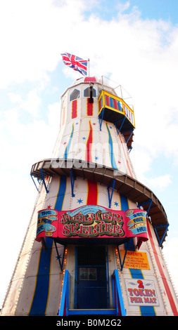 Helter Skelter sul molo di Brighton Foto Stock