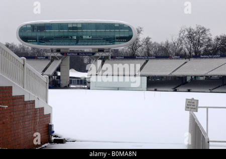 Il Lords Cricket Ground sotto neve Foto Stock