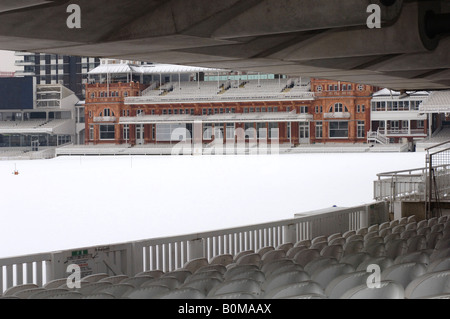 Il Lords Cricket Ground sotto neve Foto Stock