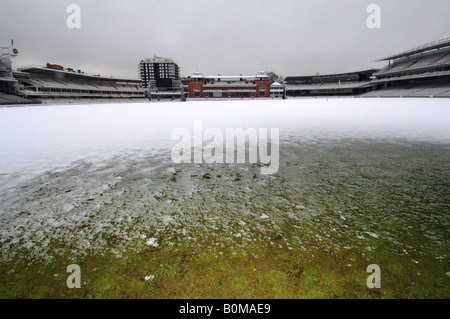 Il Lords Cricket Ground sotto neve Foto Stock