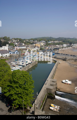 Porto costiero villaggio di pescatori di Saundersfoot Pembrokeshire Wales UK Foto Stock