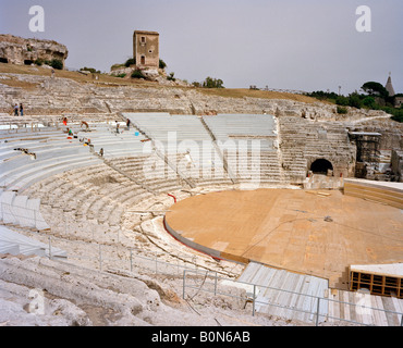 Il Teatro Greco o di Teatro Greco Neapolis Parco archeologico di Siracusa o Siracusa Sicilia Italia UE. Foto Stock