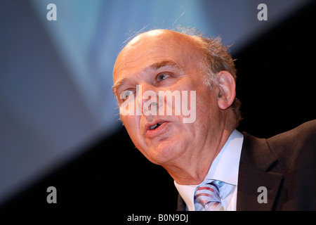 Dr Vince Cable, vice leader del Partito europeo dei liberali democratici e Segretario aziendale del governo di coalizione Foto Stock