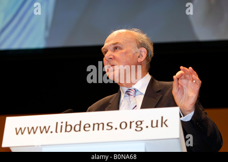 Dr Vince Cable, vice leader del Partito europeo dei liberali democratici e Segretario aziendale del governo di coalizione Foto Stock