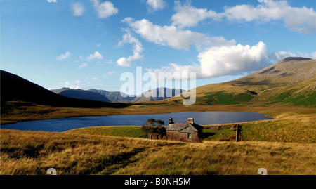 Casa abbandonati a Burnmoor Tarn Wasdale Lake District Cumbria Engalnd REGNO UNITO Foto Stock