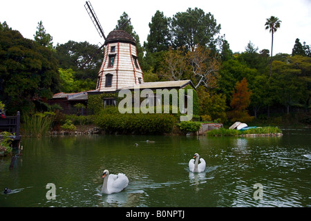 Il lago Santuario aka l'auto-realizzazione Fellowship Foto Stock