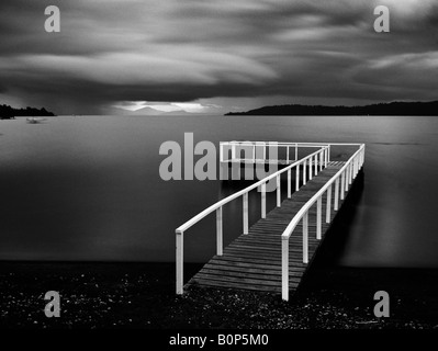 Lago Taupo di notte Foto Stock