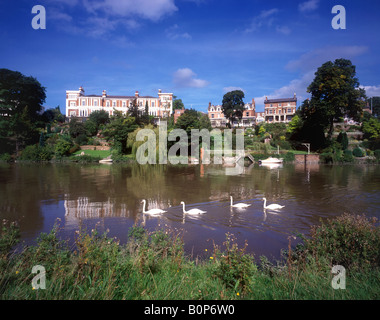 Vista pittoresca del fiume Dee a Chester Foto Stock