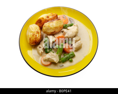 Pollo in casseruola con patate arrosto Foto Stock