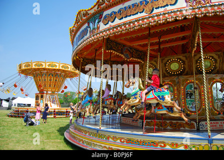 Giostre, Royal Windsor Horse Show, Home Park, Windsor, Berkshire, Inghilterra, Regno Unito Foto Stock