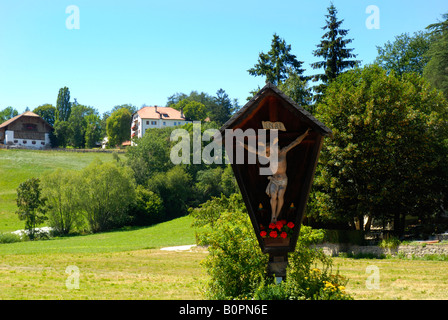 Villaggio sull'altipiano del Renon vicino a Bolzano in Alto Adige Italia Foto Stock