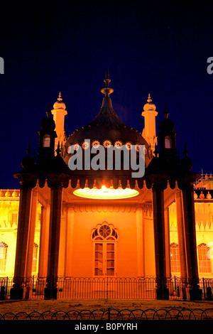 I colori del tramonto Royal Pavilion Brighton East Sussex England Regno Unito Regno Unito Foto Stock