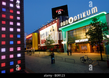 Il teatro musicale Operettenhaus e la cera lavora presso la Reeperbahn Amburgo, Germania Foto Stock