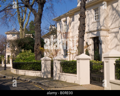 Park Village West Regent's Park City of Westminster Londra Inghilterra REGNO UNITO Foto Stock