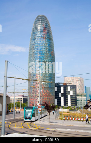La Torre Agbar edificio a Barcellona Spagna Foto Stock