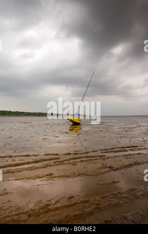 Cielo tempestoso su West Kirby tidal velme Foto Stock